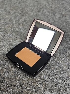 Lancôme Star Bronzer Natural Glow long-lasting powder compact, 01 Lumière